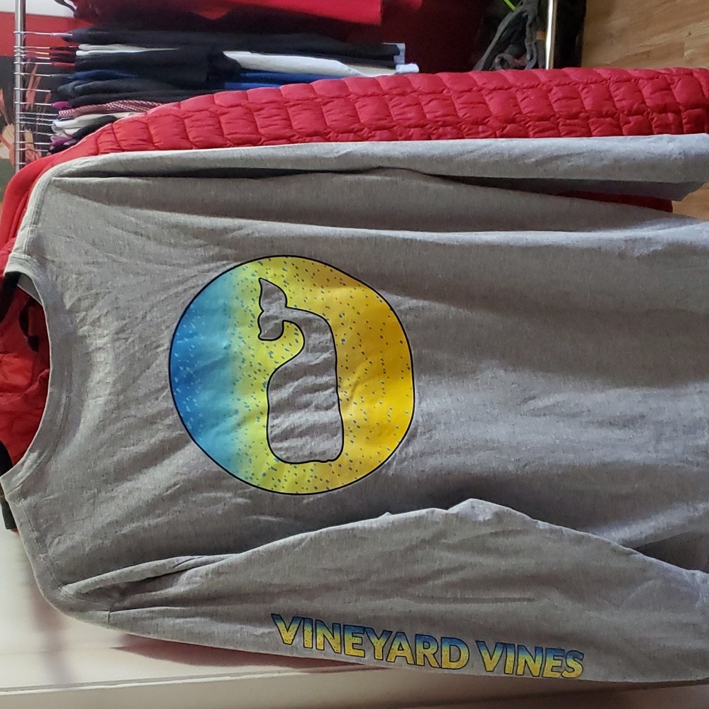 Long sleeve Vineyard Vines tshirt